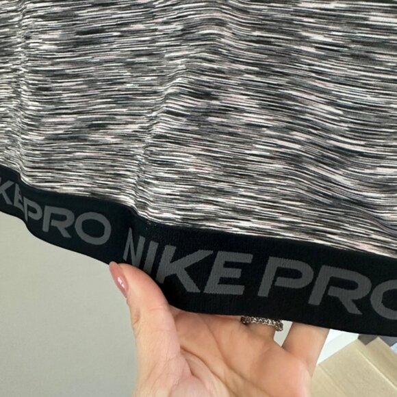 Nike Pro High Neck Crop Sports Bra – Heather Grey – Size L - Picture 2 of 5